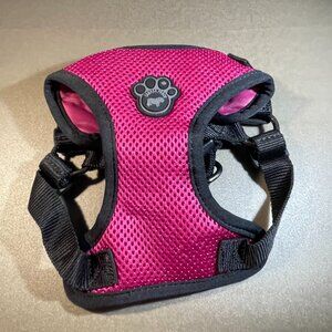 3 Dog Harnesses Pink small Canada Pooch. One black small (001)
